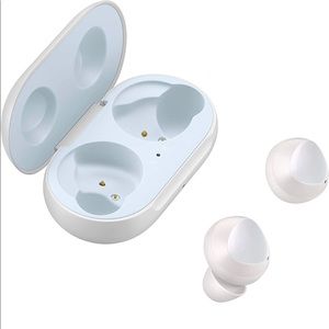 Samsung sound by AKG SM-R170 Wireless headphones with charger